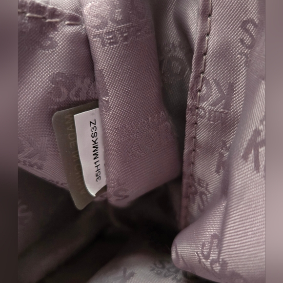 Michael Kors MK Signature Women's Mirror Metallic Sliver Satchel handbag - Picture 6 of 7